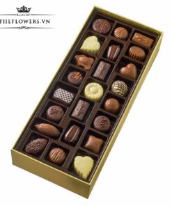 socola-valentine-kirkland-signature-belgian-luxury-chocolates-570g