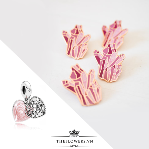 hat-charm-trang-men-pandora-love-makes-a-family-dangle-charm
