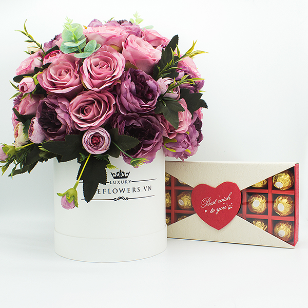 qua-valentine-doc-socola-valentine-ferrero-hop-do-18-vien